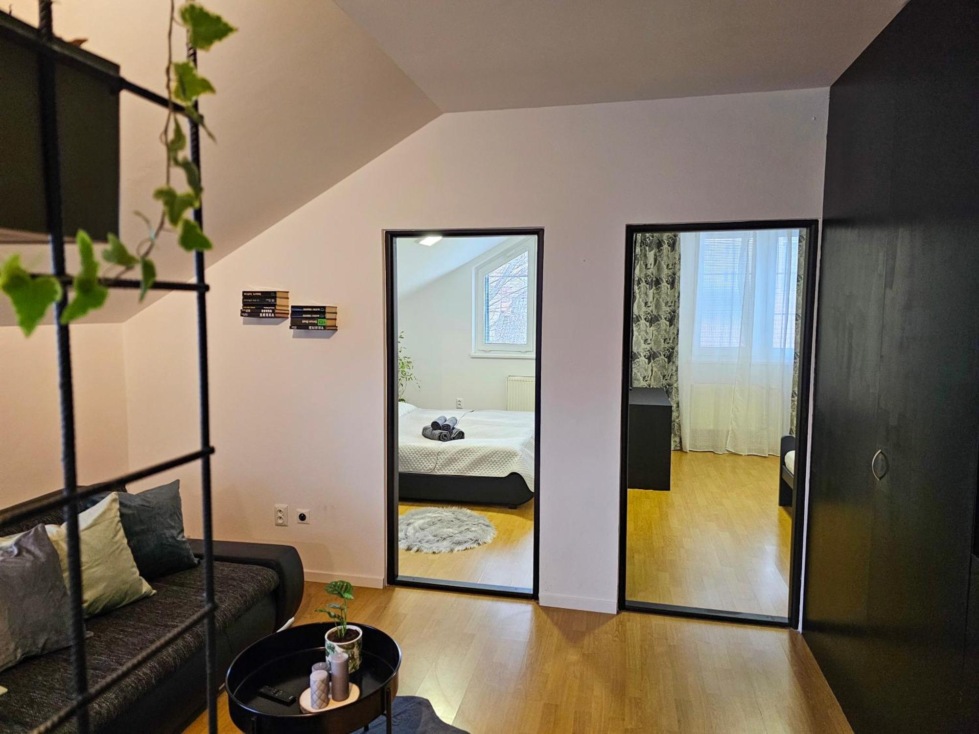 Urban Bloom Apartments By Booky Liptovský Mikuláš Exteriér fotografie
